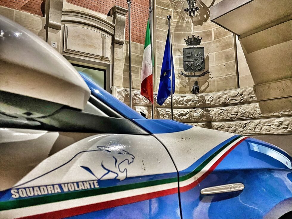 MESSINA, LA POLIZIA DI STATO ARRESTA CINQUANTAQUATTRENNE MESSINESE E SEQUESTRA QUASI UN CHILO DI HASHISH