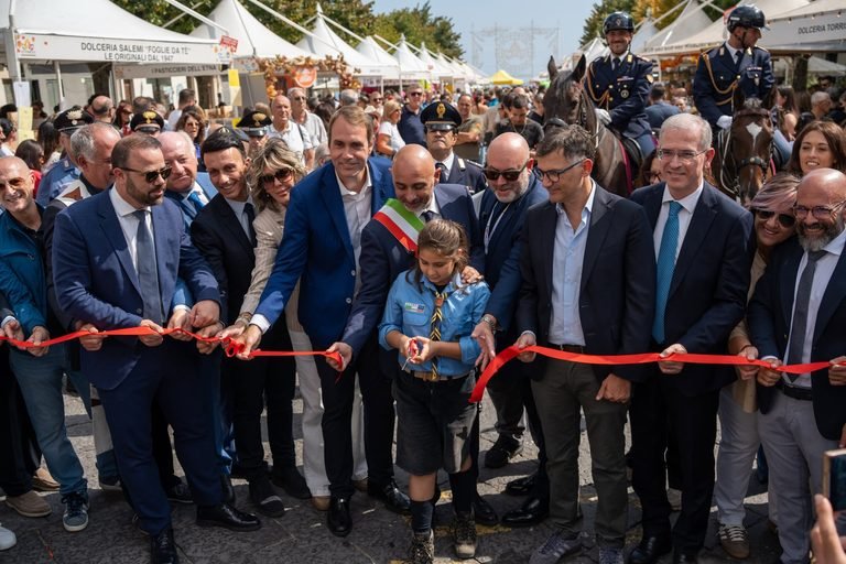 Inaugurata la 46ª edizione dell'Ottobrata Zafferanese