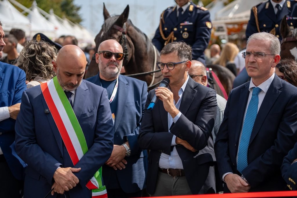 Inaugurata la 46ª edizione dell'Ottobrata Zafferanese