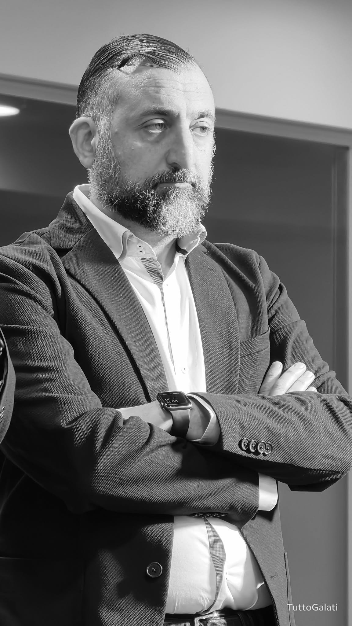 Premio nazionale Nino Ferraù, Galati Mamertino celebra la poesia e ricorda Pippo Ferraù. Francesco D’Angiò vince la XIV edizione con “Geografia Minima”. L'emozione della figlia Cetty: «Questo premio deve restare qui».
