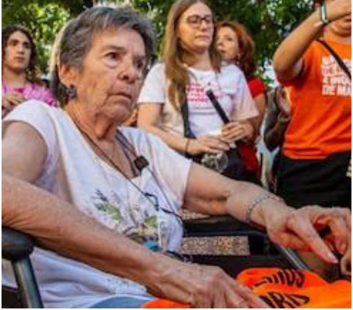 L'ultimo sfratto di Maricarmen: muore a 87 anni il simbolo del diritto alla casa in Spagna