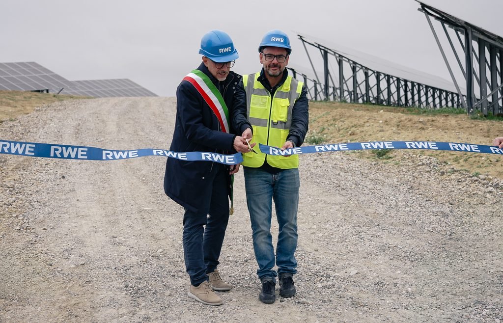 Si chiude la quarta edizione dei RinnovaMente Days di RWE. Inaugurato il parco da 9,5 MW con 400 ovini al pascolo. Al centro anche formazione e nuove opportunità di lavoro.