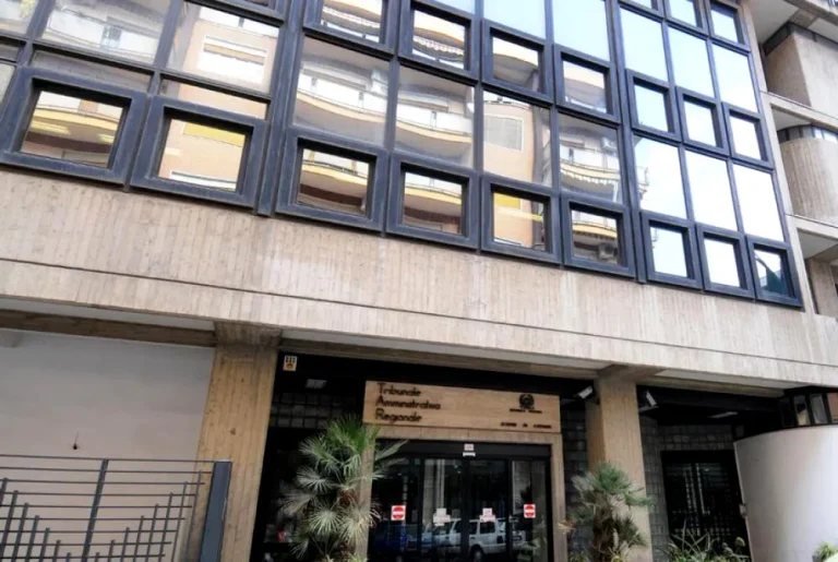 Elezioni e liste senza firme, il Tar salva il voto a Barcellona Pozzo di Gotto. Un segnale per Messina