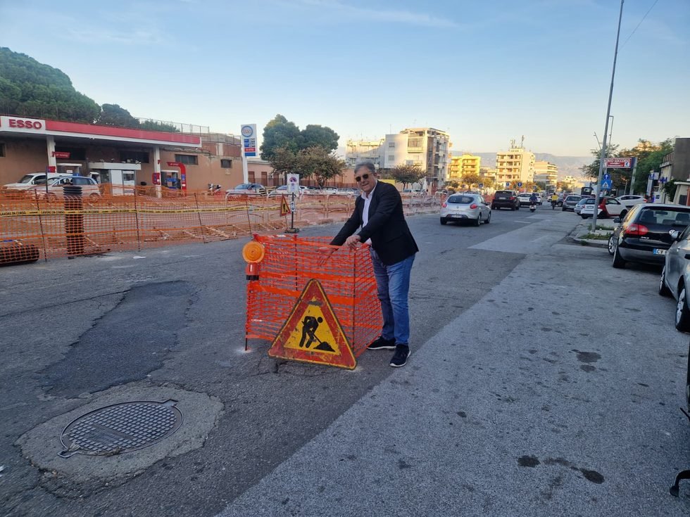 Voragine in viale Europa, Capurro (Scurria Sindaco): "Lavori non a regola d'arte, mancano i controlli"