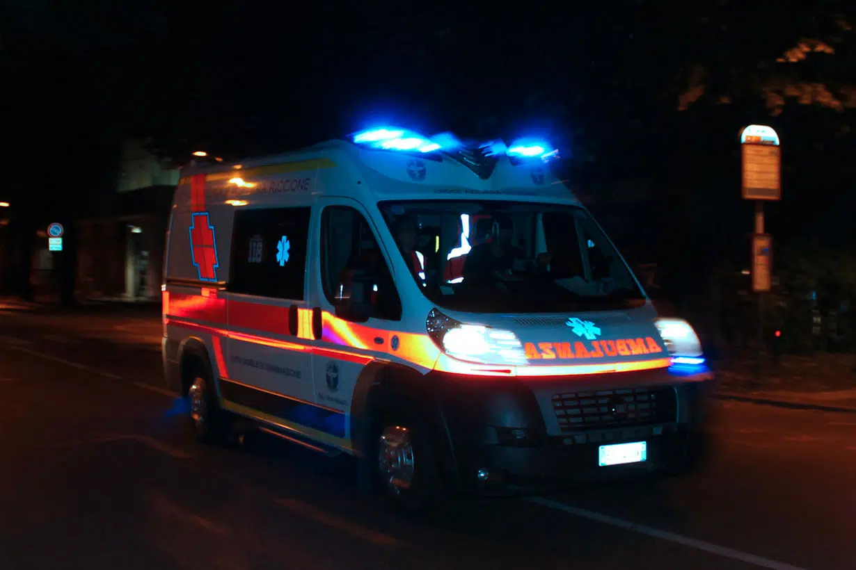 Tragedia a Capo d'Orlando: incidente in scooter all'alba, perde la vita un 18enne. Grave il passeggero