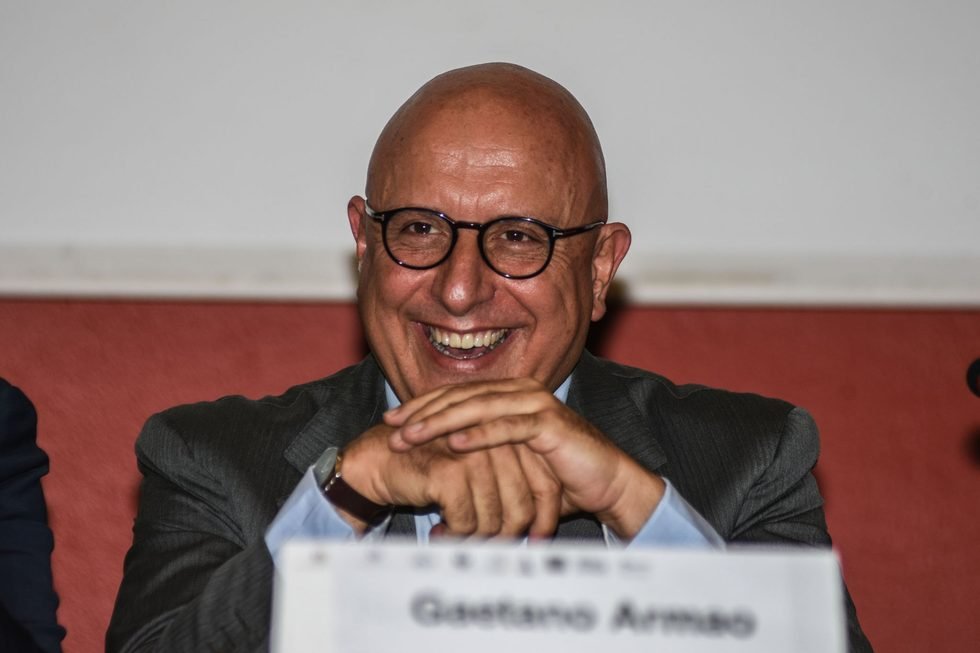 Il caso Armao ed il potere in debito