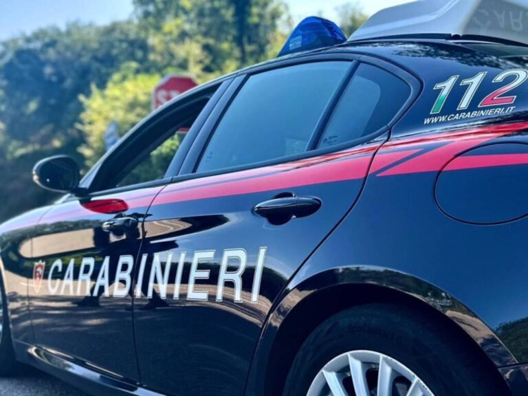 Pace del Mela, uomo ai domiciliari per stalking trovato morto in casa: l'ipotesi è di suicidio