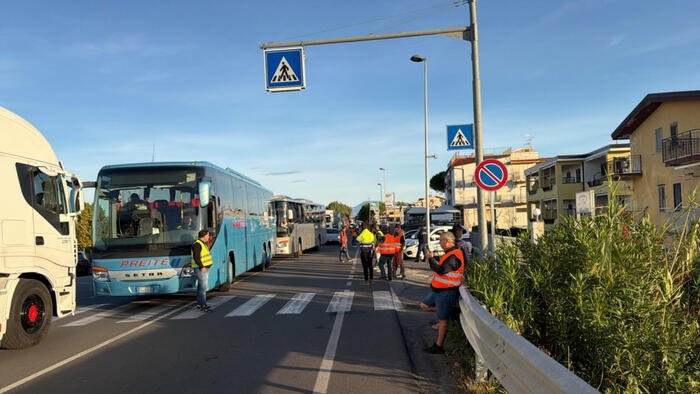 La protesta dei tir parte dal Sud. Presidi in Calabria, disagi in Basilicata e Campania