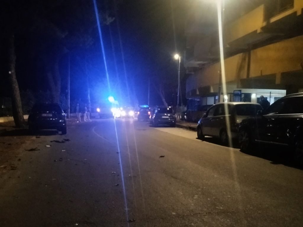 Messina, drammatico schianto nella notte sulla Panoramica: grave un giovane in scooter
