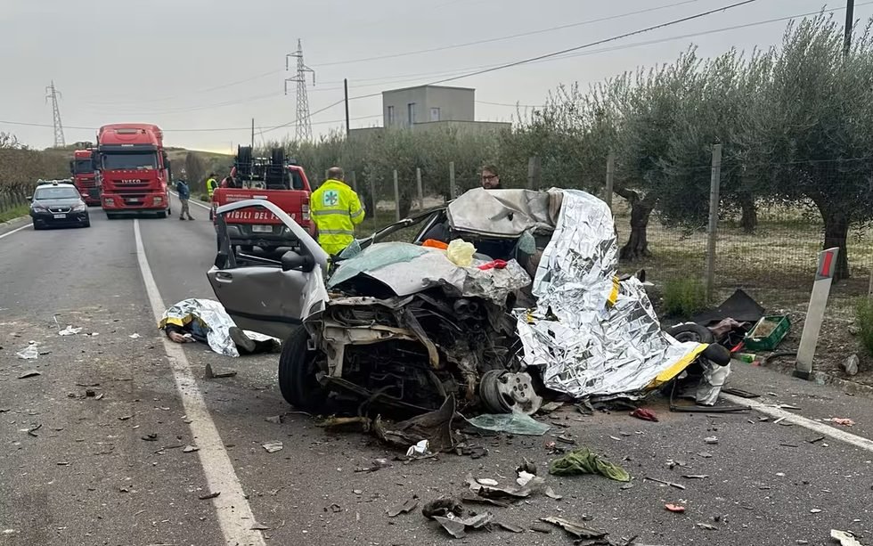 Strage sulla strada del lavoro: quattro braccianti morti nell’Agrigentino. Un’altra vittima a Brindisi